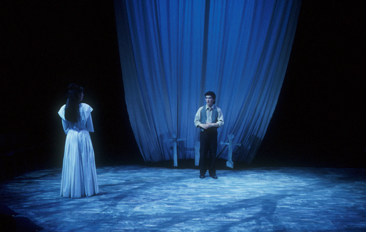 Yunjin Kim and J.B. Barricklo